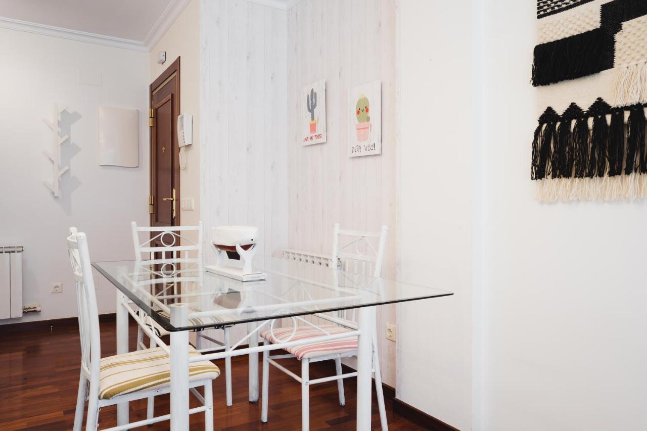 Apartamentos Lorien O Milladoiro Exterior foto